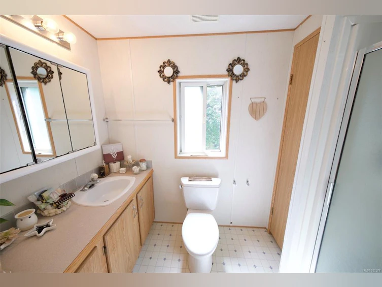 316 Peterson Drive, Tofino, BC, V0R 2Z0 - 12