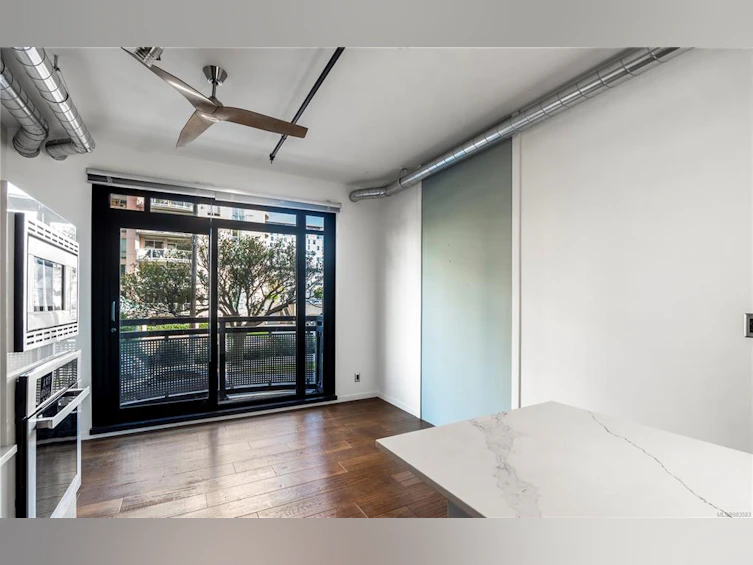 205-1029 View Street, Victoria, BC, V8V 0C9 - 10