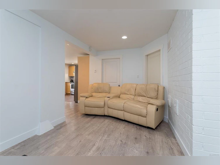 617 Sedger Road, Saanich, BC, V8Z 1R9 - 31