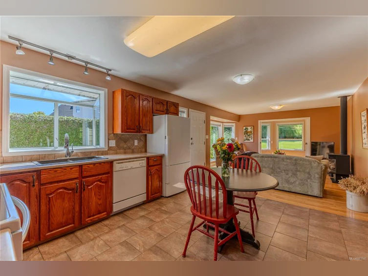 357 Ptarmigan Place, Campbell River, BC, V9W 7B2 - 5