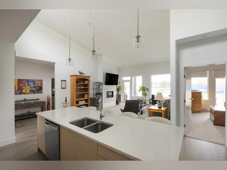 404-10660 Mcdonald Park Road, North Saanich, BC, V8L 5S7 - 11
