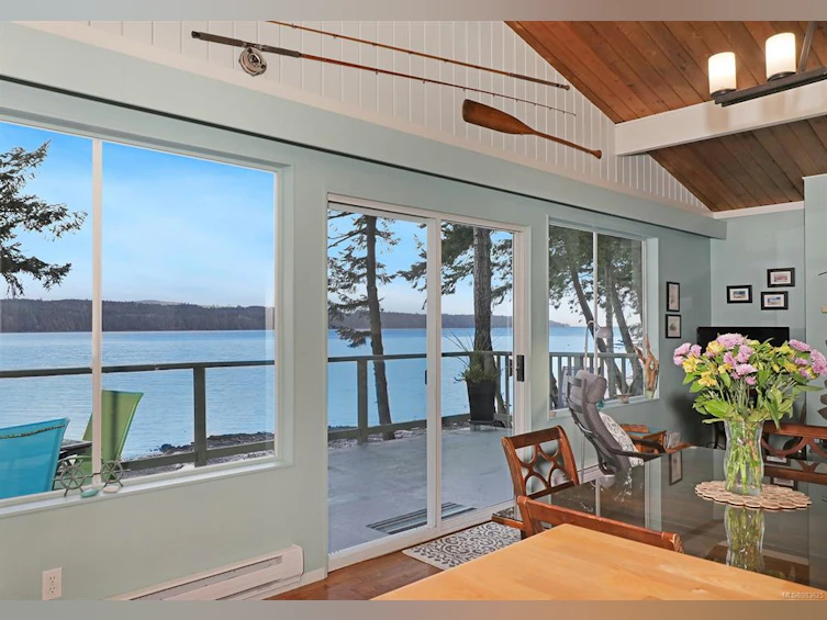 7736 Ships Point Road, Fanny Bay, BC, V0R 1W0 - 18