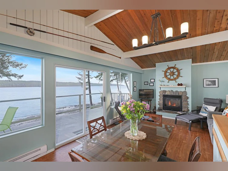 7736 Ships Point Road, Fanny Bay, BC, V0R 1W0 - 19