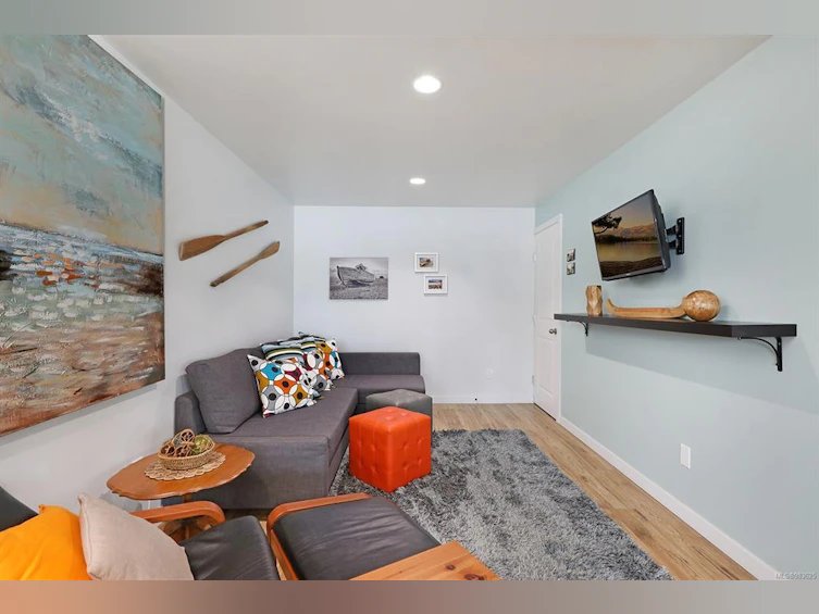 7736 Ships Point Road, Fanny Bay, BC, V0R 1W0 - 34