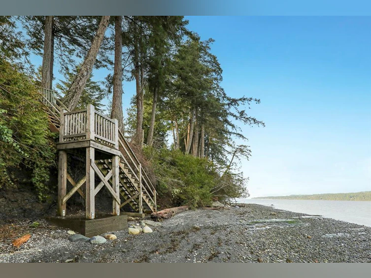 7736 Ships Point Road, Fanny Bay, BC, V0R 1W0 - 51