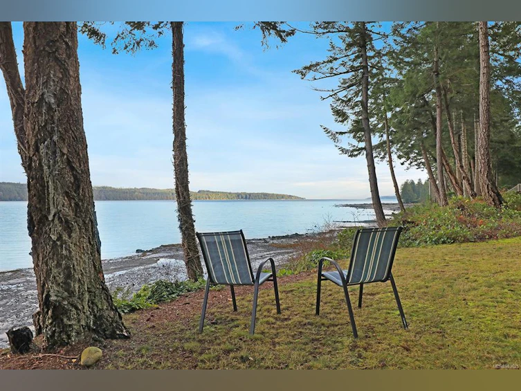 7736 Ships Point Road, Fanny Bay, BC, V0R 1W0 - 54