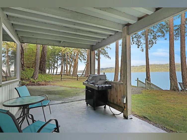 7736 Ships Point Road, Fanny Bay, BC, V0R 1W0 - 56