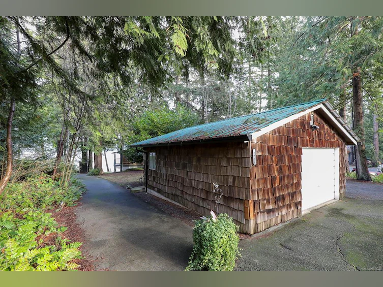 7736 Ships Point Road, Fanny Bay, BC, V0R 1W0 - 61