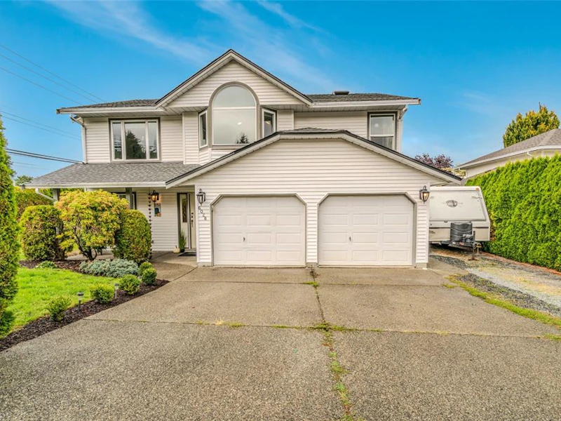 6028 Newport Drive, Nanaimo BC V9V 1M6