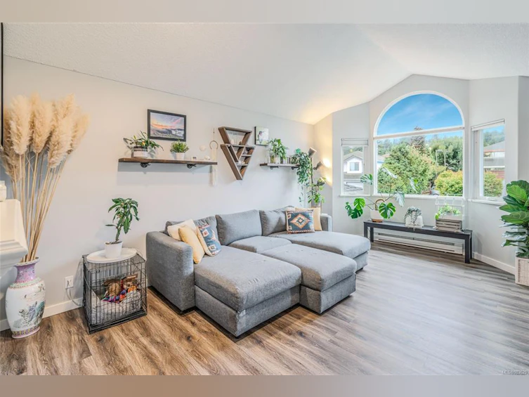 6028 Newport Drive, Nanaimo, BC, V9V 1M6 - 3