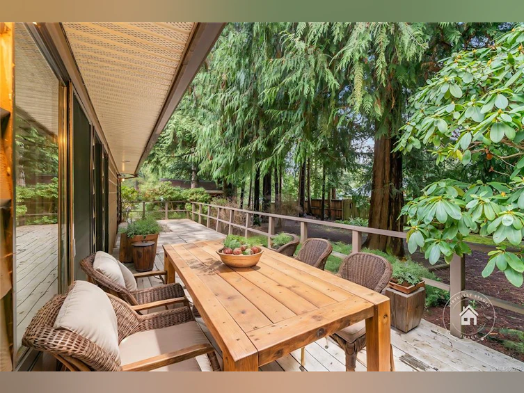 1011 Hollywood Road, Qualicum Beach, BC, V9K 1N2 - 20