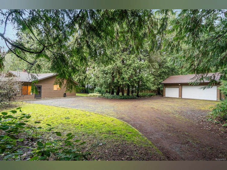 1011 Hollywood Road, Qualicum Beach, BC, V9K 1N2 - 33