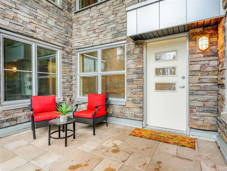 111-2745 Veterans Memorial Pkwy, Langford, BC, V9B 0H4 - 3