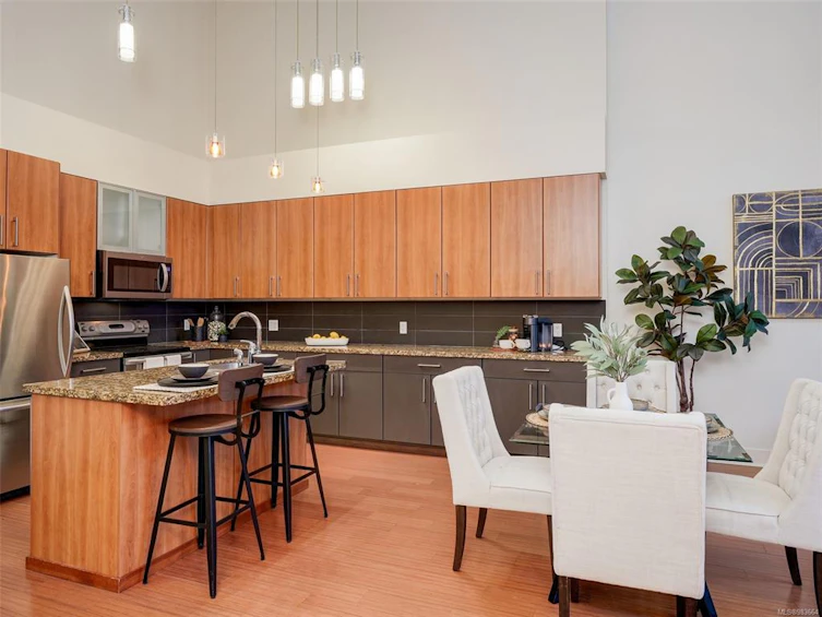 111-2745 Veterans Memorial Pkwy, Langford, BC, V9B 0H4 - 8