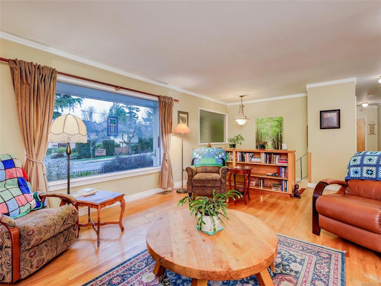 1610 Blair Avenue, Saanich, BC, V8N 1M4 - 4