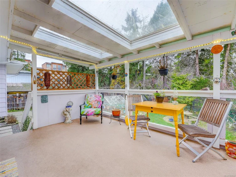 1610 Blair Avenue, Saanich, BC, V8N 1M4 - 21