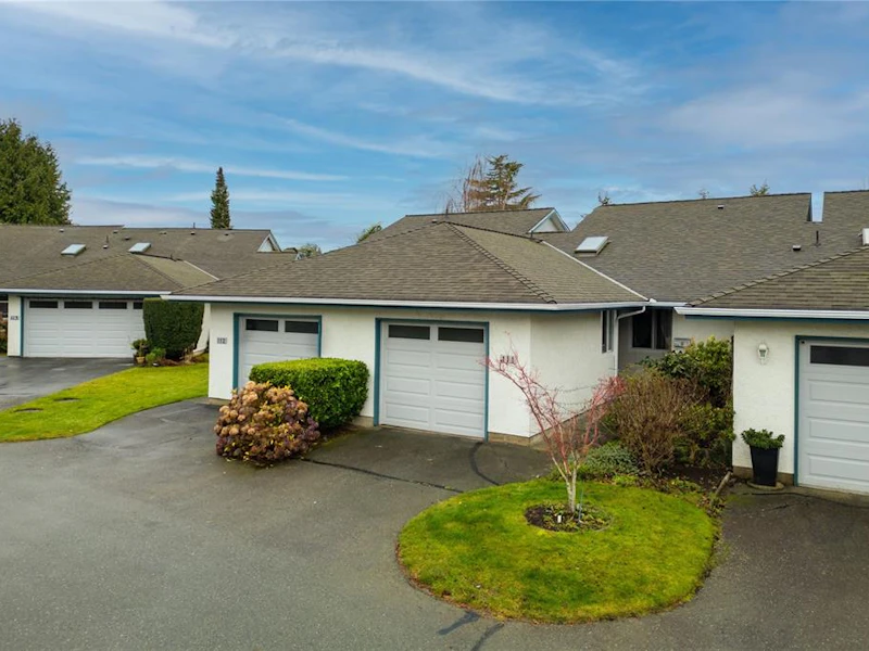 111 - 2600 Ferguson Road, Central Saanich BC V8M 2C1