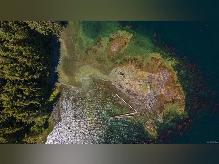 0 Schloss Island, Port Hardy, BC - 6