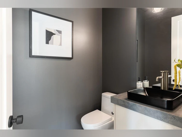 643 Medalist Avenue, Colwood, BC, V9C 3A9 - 37