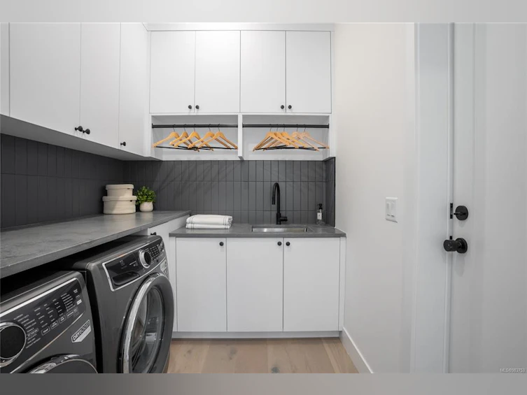643 Medalist Avenue, Colwood, BC, V9C 3A9 - 41