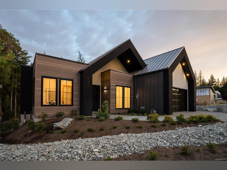 643 Medalist Avenue, Colwood, BC, V9C 3A9 - 58