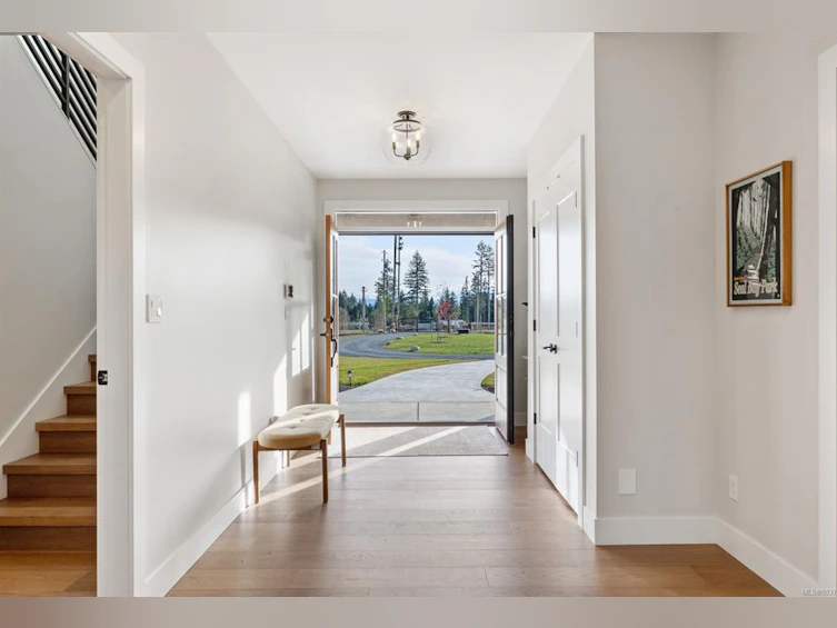 5180 Willis Way, Courtenay, BC, V9J 1L7 - 9