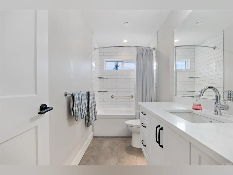 5180 Willis Way, Courtenay, BC, V9J 1L7 - 36