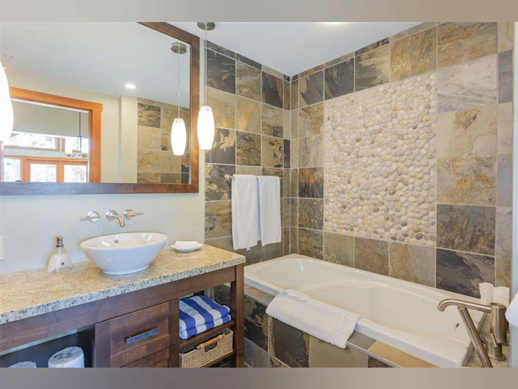 108B-494 Arbutus Drive, Mayne Island, BC, V0N 2J1 - 17