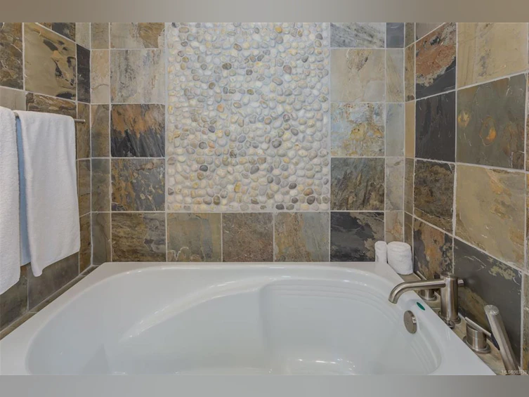 108B-494 Arbutus Drive, Mayne Island, BC, V0N 2J1 - 18