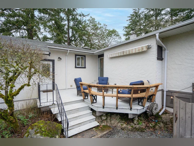 4598 Scarborough Road, Saanich, BC, V8Z 5N5 - 30