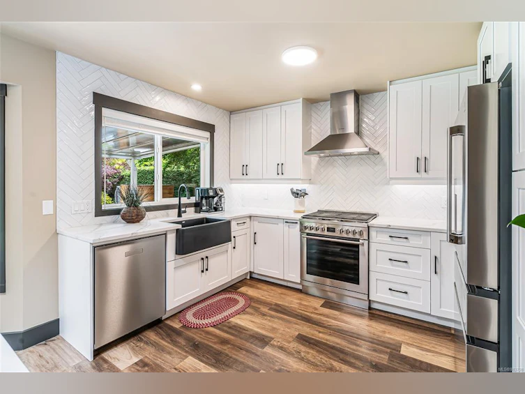 960 Maple Lane Drive, Parksville, BC, V9P 1S8 - 5