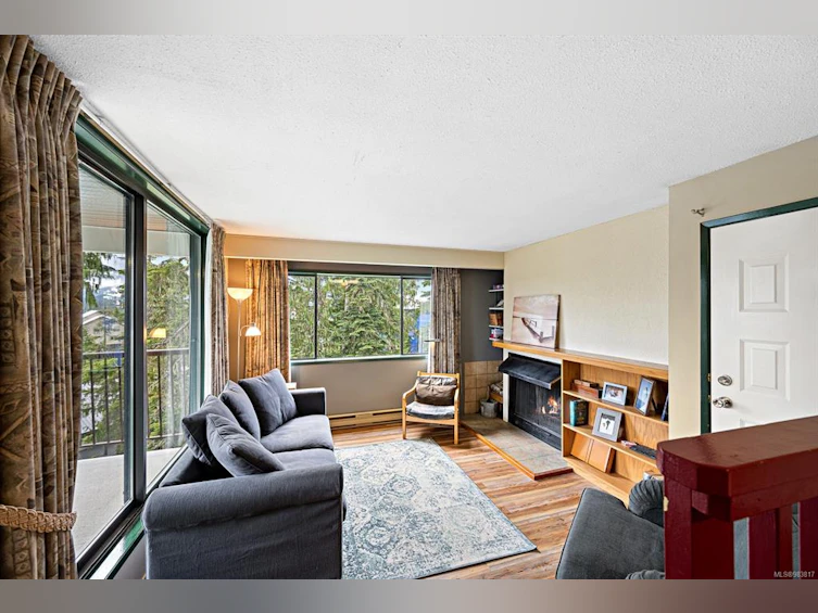 3-691 Castle Crag Crescent, Courtenay, BC, V9J 1L0 - 2