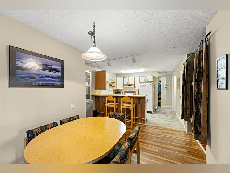 3-691 Castle Crag Crescent, Courtenay, BC, V9J 1L0 - 5
