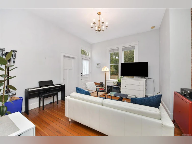 737 Vancouver Street, Victoria, BC, V8V 3V4 - 17