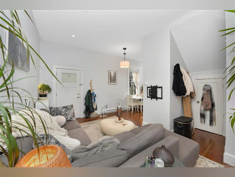 737 Vancouver Street, Victoria, BC, V8V 3V4 - 38