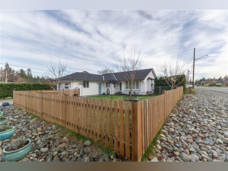 1502 Juniper Drive, Campbell River, BC, V9W 7H1 - 17