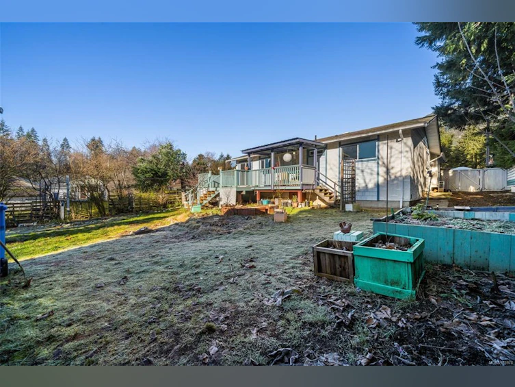 200 Oak Lane, Lake Cowichan, BC, V0R 2G0 - 35