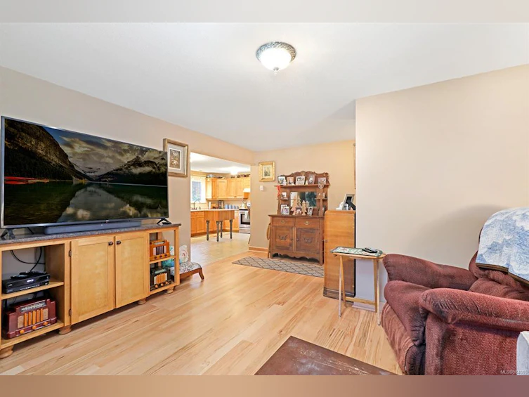 671 Webb Road, Courtenay, BC, V9N 9L9 - 3