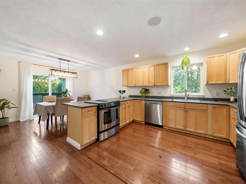 2339 Sooke Road, Colwood BC V9B 1X8