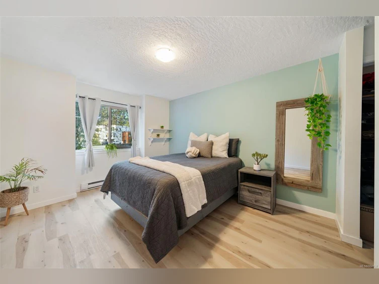 2339 Sooke Road, Colwood, BC, V9B 1X8 - 2