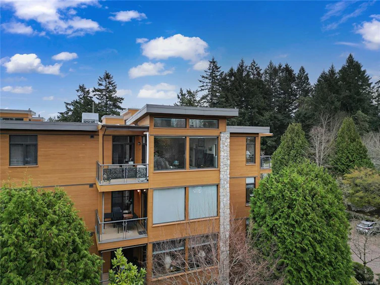 407-5329 Cordova Bay Road, Saanich, BC, V8Y 2L3 - 3