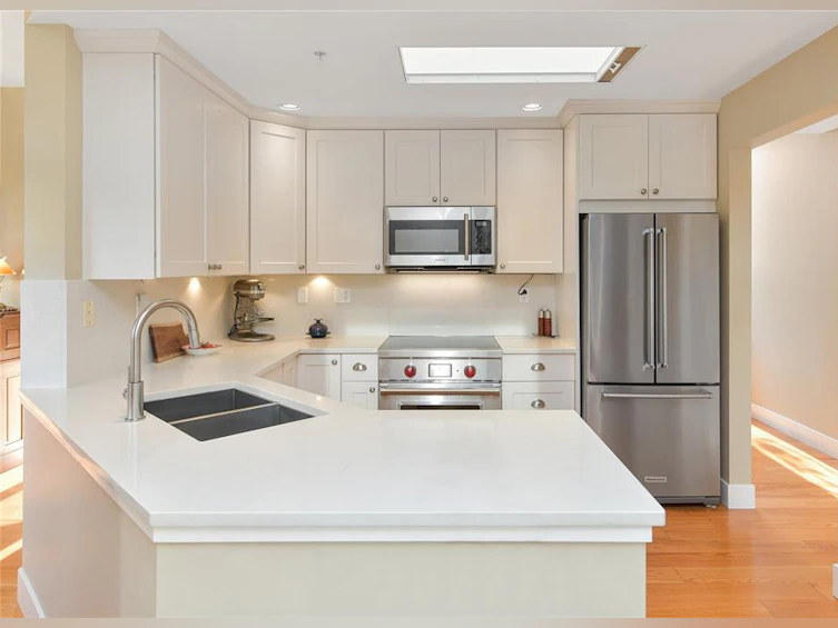 407-5329 Cordova Bay Road, Saanich, BC, V8Y 2L3 - 19