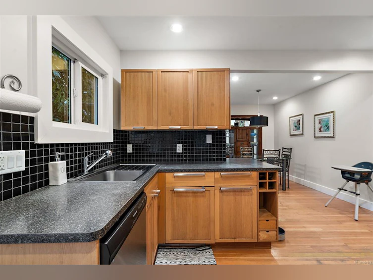 1779 Lillian Road, Victoria, BC, V8S 1L3 - 7