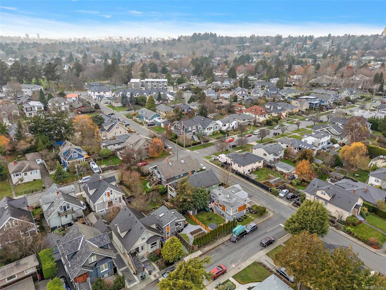 1779 Lillian Road, Victoria, BC, V8S 1L3 - 36