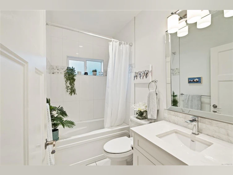 2-1035 Oliphant Avenue, Victoria, BC, V8V 2T9 - 11