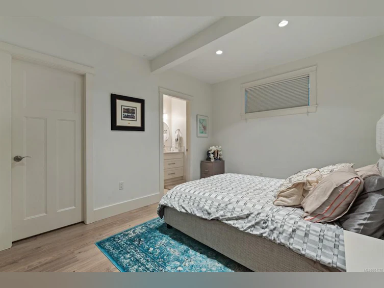 2-1035 Oliphant Avenue, Victoria, BC, V8V 2T9 - 12