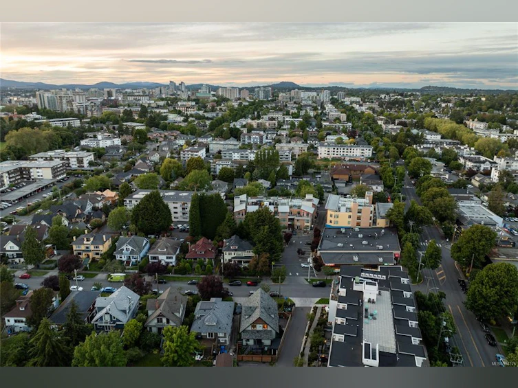 2-1035 Oliphant Avenue, Victoria, BC, V8V 2T9 - 28