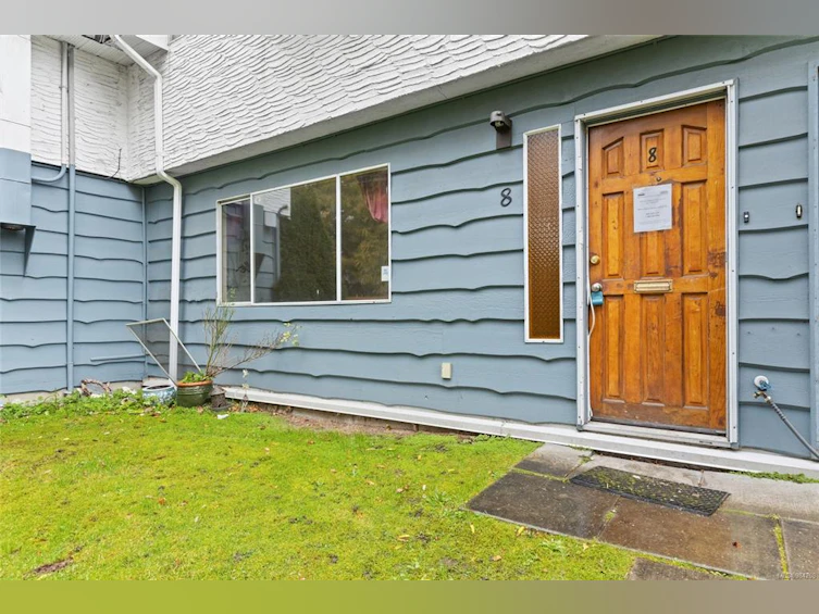 8-4058 Corners Place, Saanich, BC, V8X 3Z5 - 2