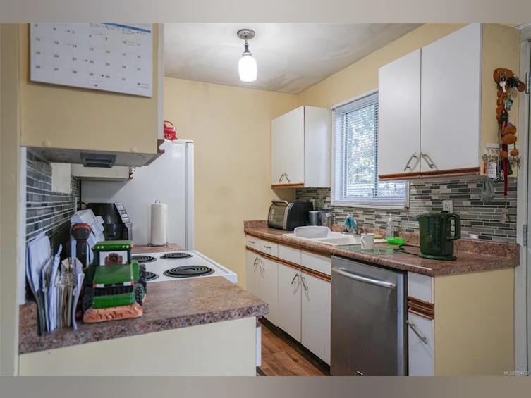 759 Drew Road, French Creek, BC, V9P 1X3 - 26