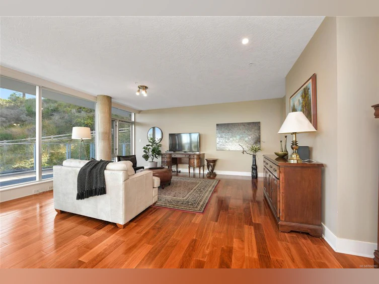 202-5316 Sayward Hill Crescent, Saanich, BC, V8Y 3H8 - 9